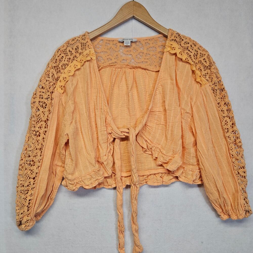 American Eagle Women's Peach Crochet Eyelet Lace Tie Front Crop Top Size M